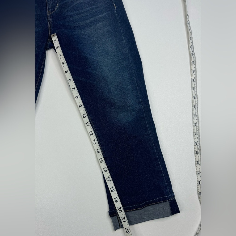 Levi’s Gold Signature Mid Rise Stretch Cuffed Capri Jeans Size 27/4 - Picture 5 of 8